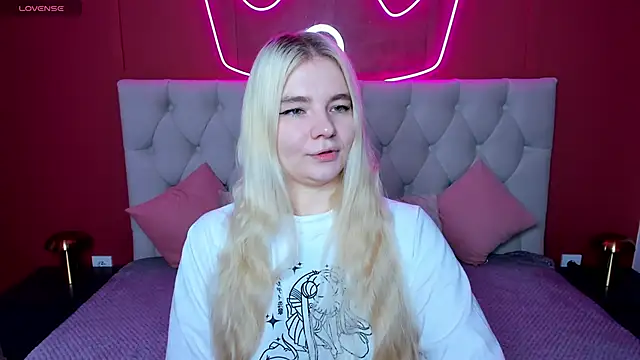 RuthBryant online show from November 8, 1:06 am