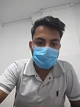 themasklover online show from June 24, 9:19 am