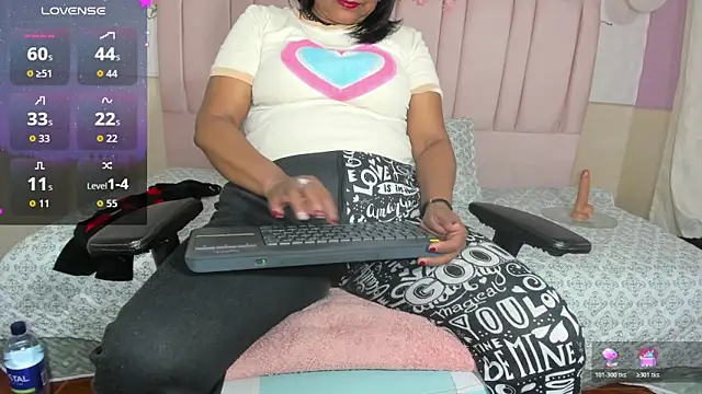 mya blaze online show from November 12, 12:38 pm