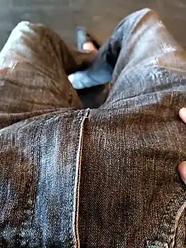 Snapshot of tyteo1010 chatting on January 9, 4:15 am tyteo1010 online show from January 9, 4:15 am