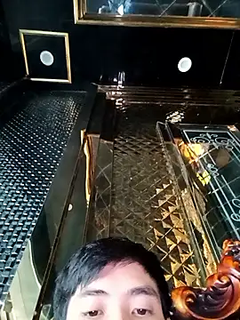 Snapshot of tyteo1010 chatting on January 10, 3:19 am tyteo1010 online show from January 10, 3:19 am