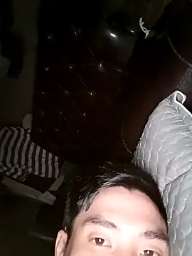 Snapshot of tyteo1010 chatting on February 21, 6:31 pm tyteo1010 online show from February 21, 6:31 pm