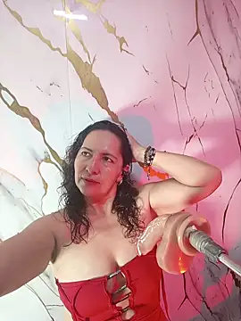 Luna Naughty1 online show from April 1, 7:33 pm