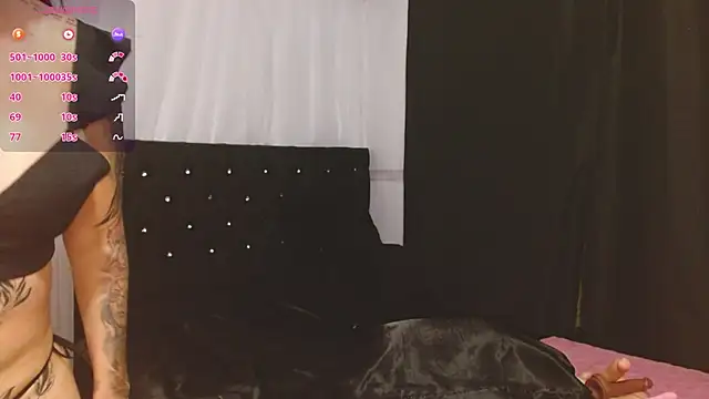 Snapshot of laura_luxe chatting on February 18, 1:01 am laura luxe online show from February 18, 1:01 am