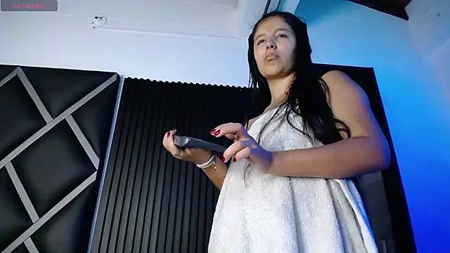 Lucy-23 online show from March 28, 11:15 pm