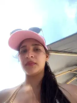 Snapshot of samaantha_lux chatting on February 25, 6:50 pm samaantha lux online show from February 25, 6:50 pm