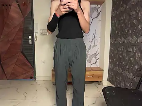 coupleyug online show from March 22, 5:22 am