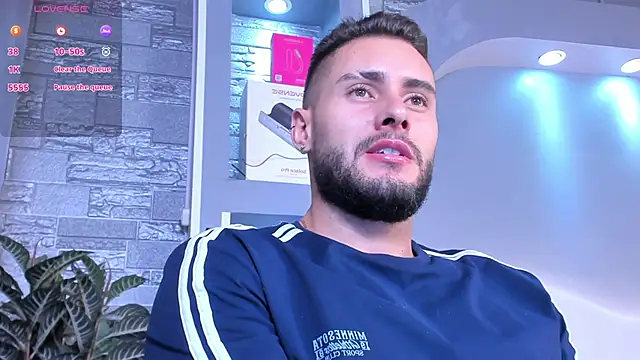 dominic de luca online show from April 3, 2:20 am