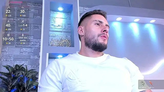 dominic de luca online show from April 11, 3:33 am