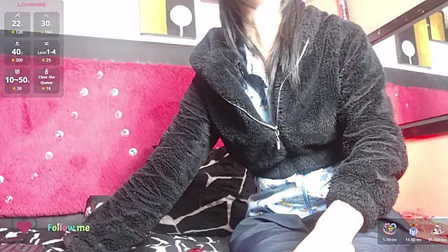 Snapshot of Engeelll chatting on November 6, 7:04 pm Engeelll online show from November 6, 7:04 pm