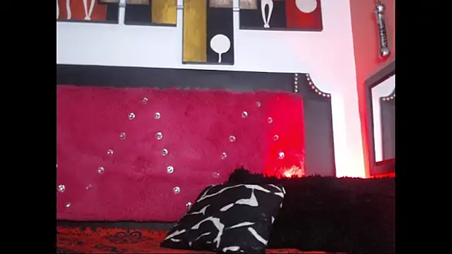 Snapshot of Engeelll chatting on November 26, 6:31 pm Engeelll online show from November 26, 6:31 pm