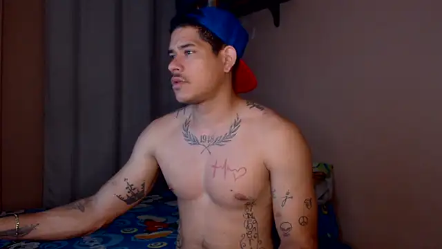 Jffer sLHom online show from April 17, 10:57 pm