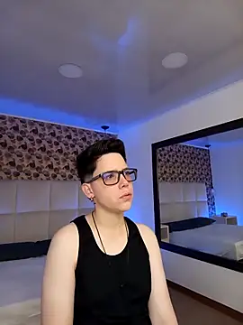 SpencerMontgomery online show from October 13, 6:41 pm