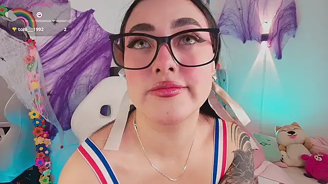 justonecute online show from October 14, 11:38 pm