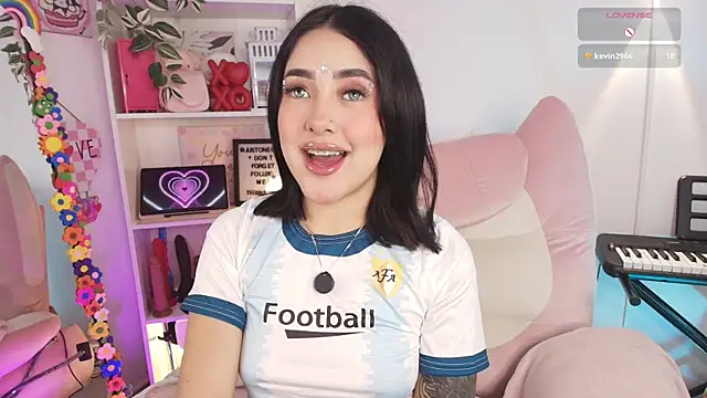 justonecute online show from March 25, 4:51 am