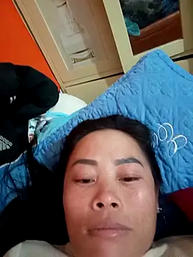 CoMay003 online show from February 1, 11:36 pm