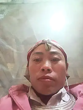 CoMay003 online show from February 3, 10:53 am