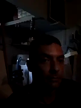 Snapshot of dicinyou80 chatting on September 11, 1:33 pm dicinyou80 online show from September 11, 1:33 pm