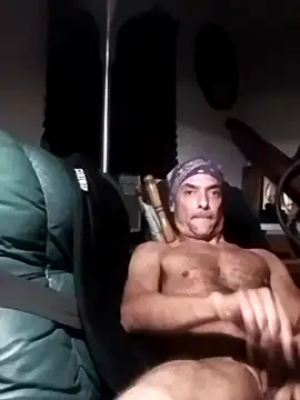 Snapshot of dicinyou80 chatting on September 24, 4:38 am dicinyou80 online show from September 24, 4:38 am