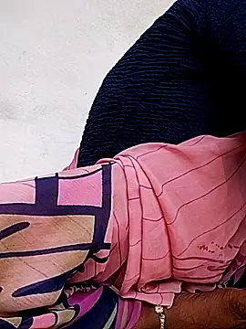 MISS-KAYA online show from April 8, 3:17 am