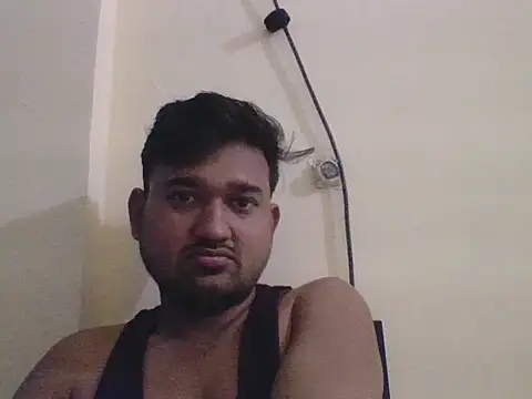 Snapshot of VadodaraBBC chatting on November 6, 3:24 pm VadodaraBBC online show from November 6, 3:24 pm