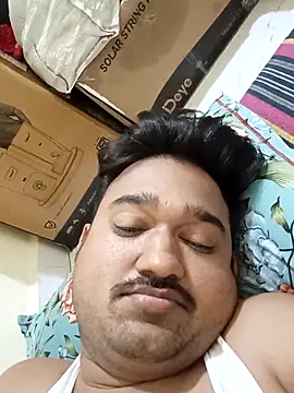 Snapshot of VadodaraBBC chatting on December 4, 3:54 pm VadodaraBBC online show from December 4, 3:54 pm