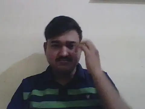 Snapshot of VadodaraBBC chatting on December 21, 5:53 pm VadodaraBBC online show from December 21, 5:53 pm