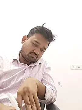 Snapshot of VadodaraBBC chatting on March 3, 10:54 am VadodaraBBC online show from March 3, 10:54 am