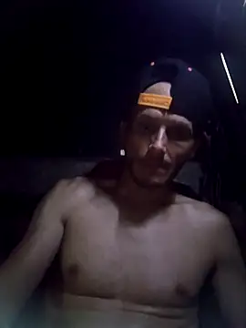 Snapshot of Romance32 chatting on October 23, 12:54 am Romance32 online show from October 23, 12:54 am