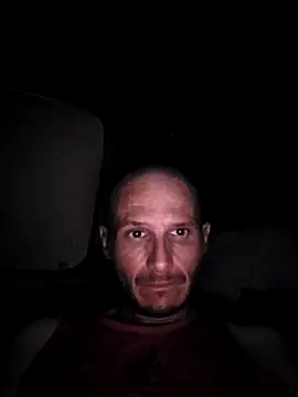 Snapshot of Romance32 chatting on November 19, 12:54 am Romance32 online show from November 19, 12:54 am