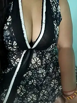 Snapshot of Anjali-bhabhi chatting on July 8, 7:57 am Anjali-bhabhi online show from July 8, 7:57 am
