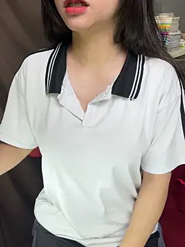 Voyerra g online show from March 13, 1:01 am