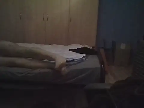 Snapshot of bdsmfreaks12 chatting on December 3, 1:24 am bdsmfreaks12 online show from December 3, 1:24 am