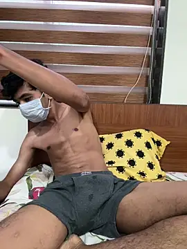 Snapshot of hiddenxdesire chatting on October 12, 2:21 am hiddenxdesire online show from October 12, 2:21 am