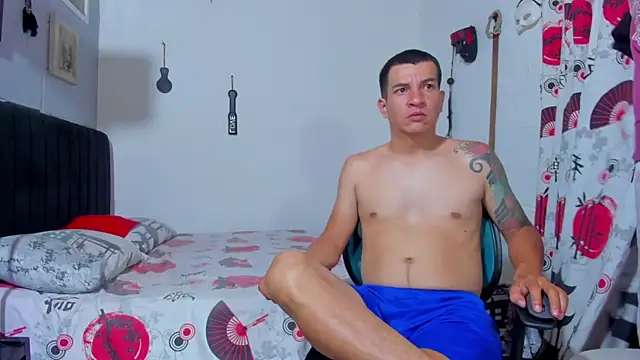 DuoPerverxs online show from February 18, 10:22 am