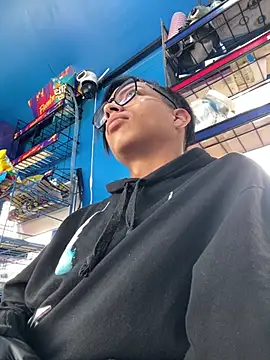 diegoand0911 online show from March 31, 1:44 pm