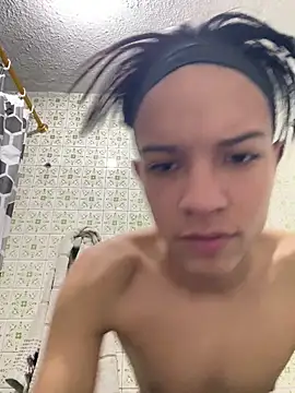 diegoand0911 online show from April 10, 2:44 pm