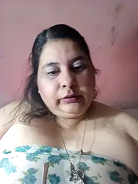 Snapshot of Ayma1983 chatting on September 13, 11:10 am Ayma1983 online show from September 13, 11:10 am