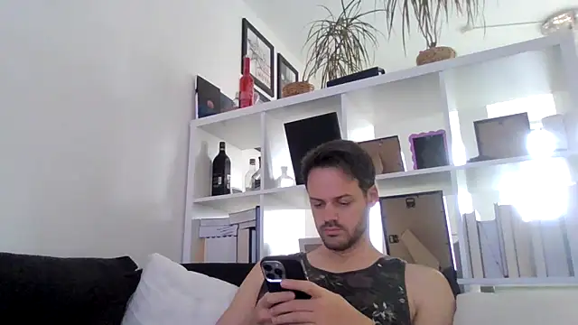 Snapshot of bigcockjohnxxxxx chatting on November 15, 10:23 am bigcockjohnxxxxx online show from November 15, 10:23 am