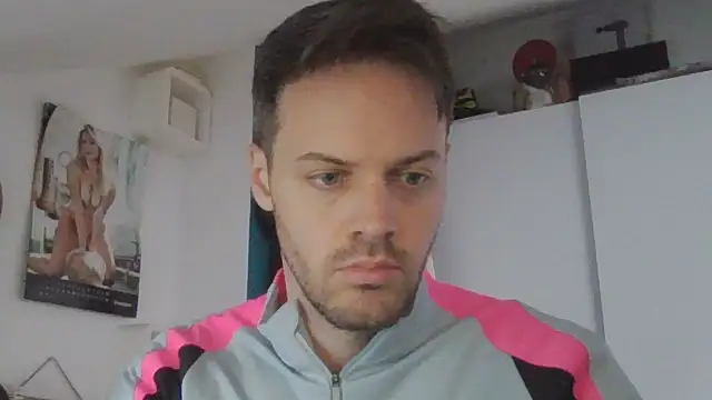 Snapshot of bigcockjohnxxxxx chatting on December 4, 1:09 pm bigcockjohnxxxxx online show from December 4, 1:09 pm