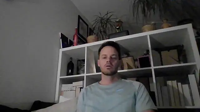 Snapshot of bigcockjohnxxxxx chatting on December 5, 7:54 pm bigcockjohnxxxxx online show from December 5, 7:54 pm