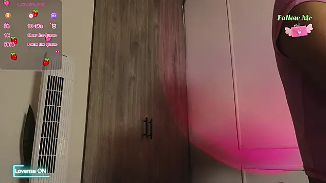 Snapshot of Ice_Princess_ chatting on November 4, 5:12 pm Ice Princess online show from November 4, 5:12 pm