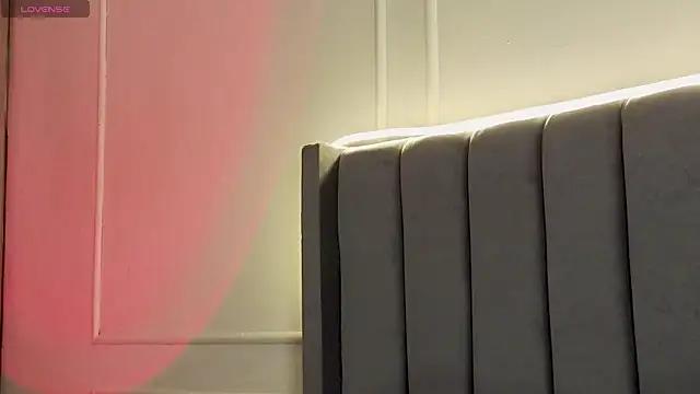 Snapshot of Ice_Princess_ chatting on November 27, 2:19 pm Ice Princess online show from November 27, 2:19 pm