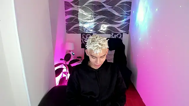 Room 69x online show from January 7, 3:31 am