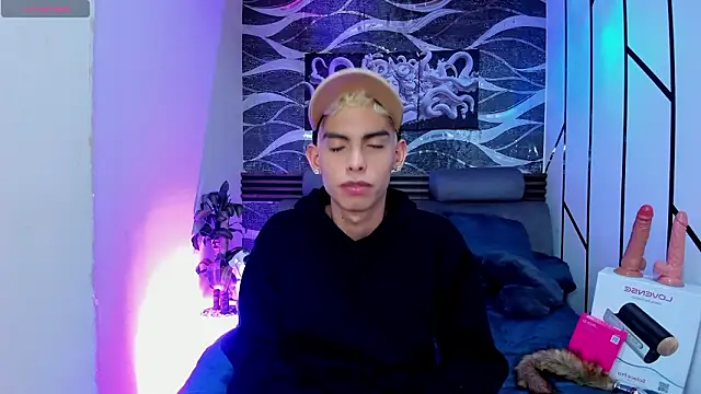 Room 69x online show from February 8, 3:10 am