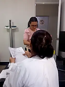 Snapshot of linda_luna29 chatting on September 20, 6:20 pm linda luna29 online show from September 20, 6:20 pm