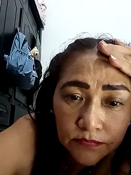 Snapshot of linda_luna29 chatting on September 28, 3:12 am linda luna29 online show from September 28, 3:12 am