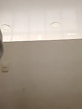 Snapshot of linda_luna29 chatting on November 15, 4:58 pm linda luna29 online show from November 15, 4:58 pm