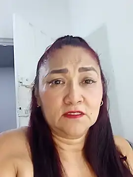 linda luna29 online show from May 16, 4:53 am