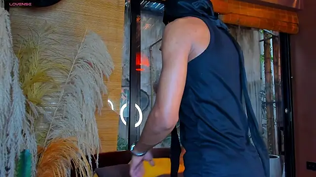 AlanCutee online show from January 6, 1:26 pm